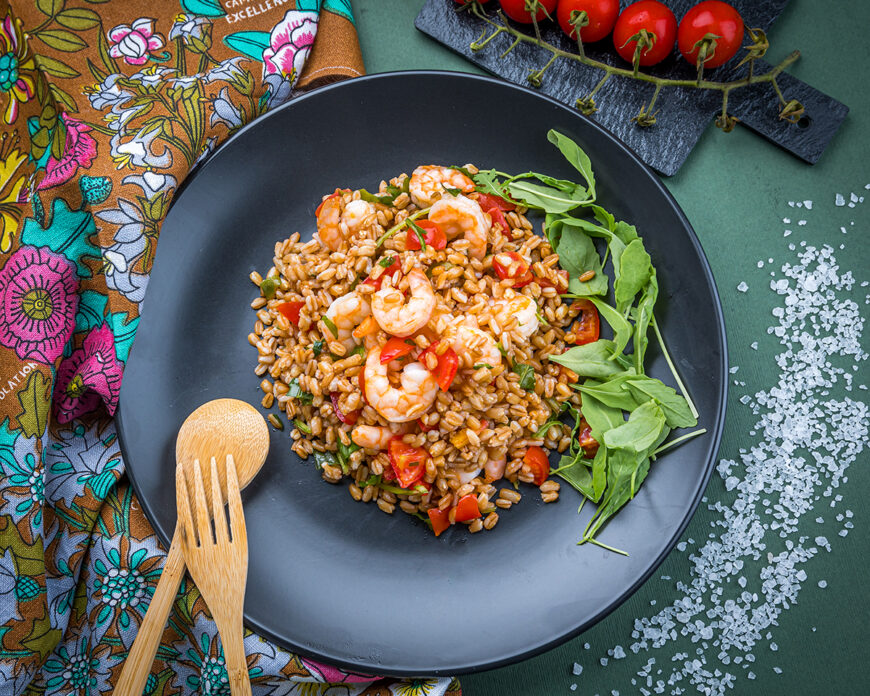 Farro gamberi rucola e pomodorini